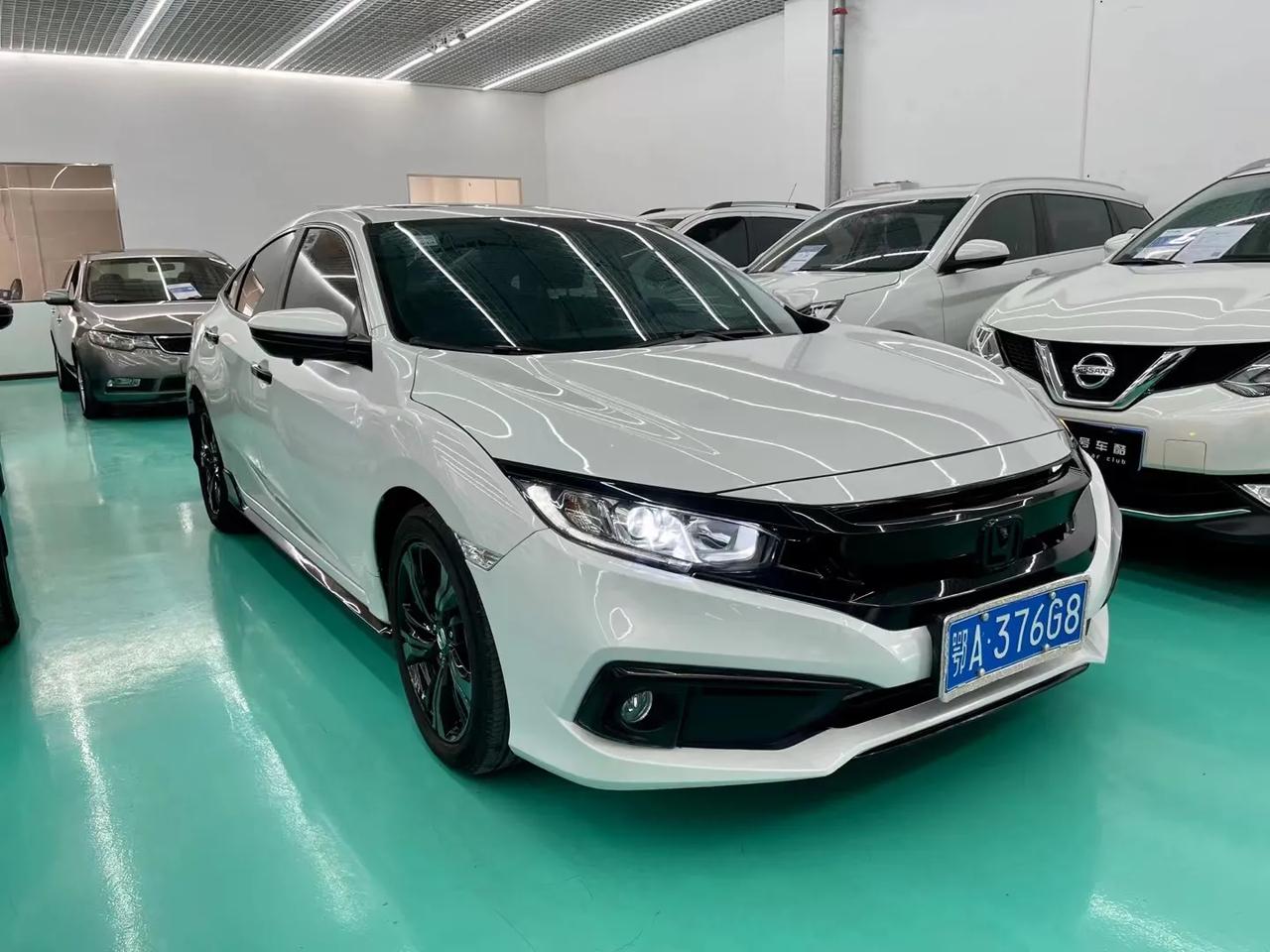 车辆名称2019款思域220turbocvt燃动版国vi上牌时间2021年04月行驶