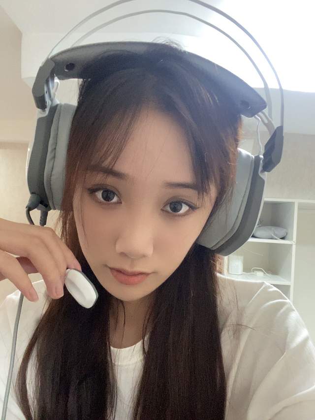 百元头戴式电竞耳机，达尔优A730方舟号让你沉浸在游戏世界！