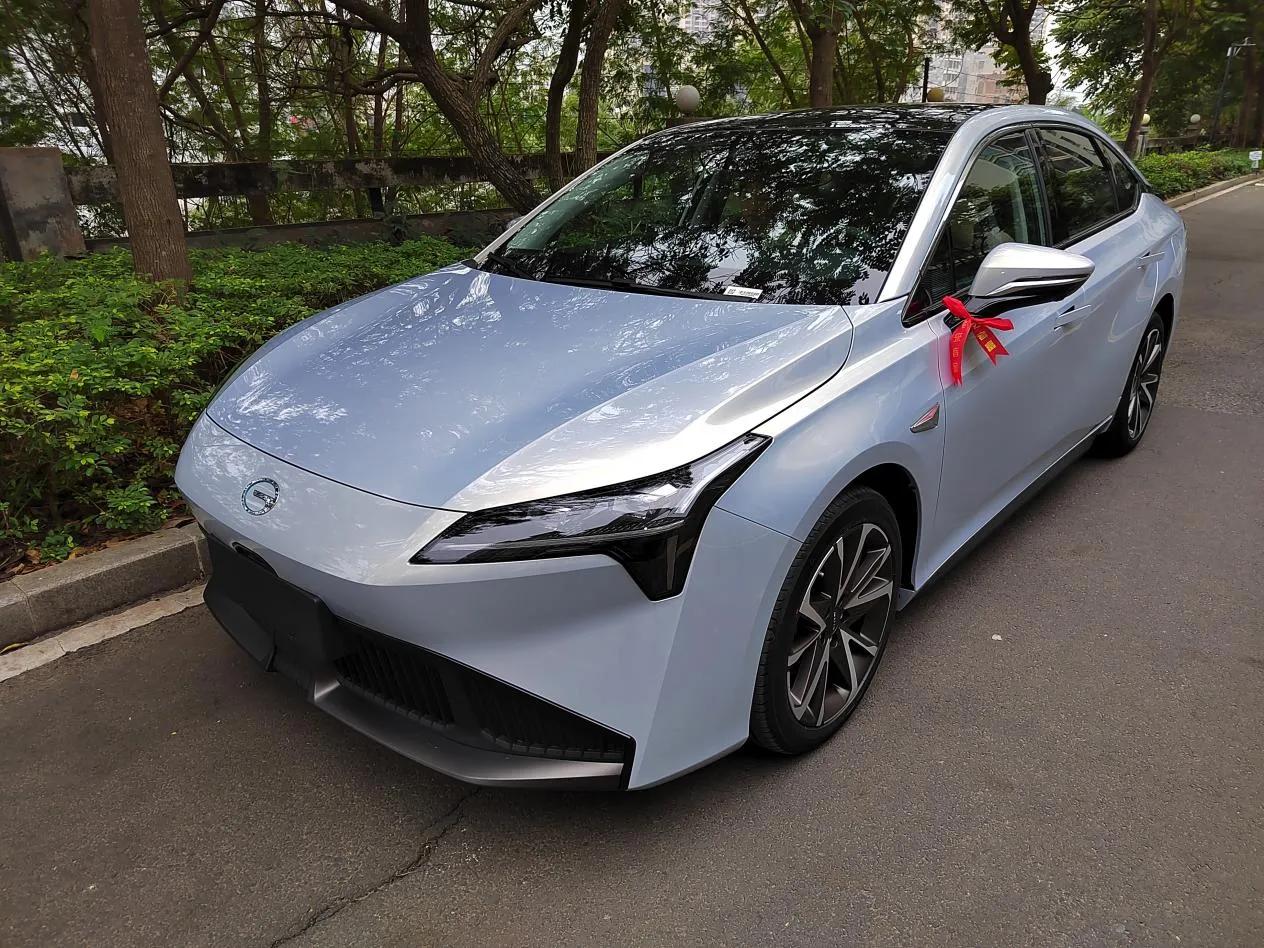 广汽埃安电动车～香一眼爱上aion s plus本人离车城近