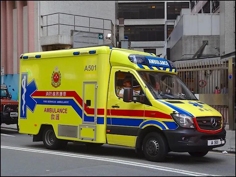经典车欣赏～奔驰 凌特 香港 救护车 tiny sprint