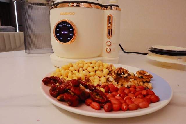 高颜值、多功能｜大宇静音破壁机评测