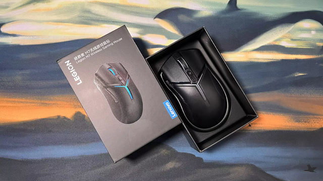 至强辅助——拯救者M7无线游戏鼠标