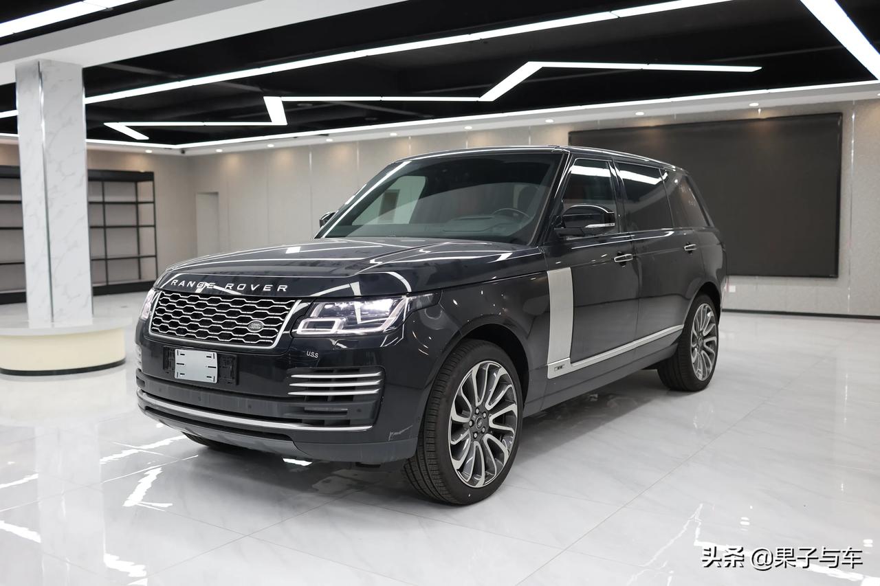 2021款路虎揽胜行政汽油创世加长