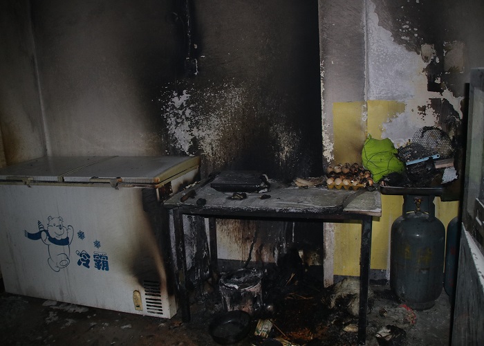 貴州黔南一牛肉粉館發生火災，疑因電線短路所致