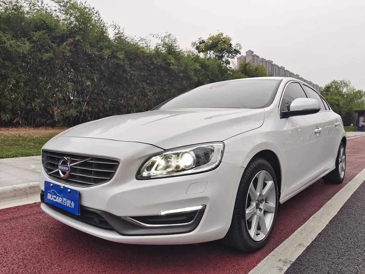 最新到店17款沃尔沃s60lt5智驭版8档手自一体新车340900极品车况6万