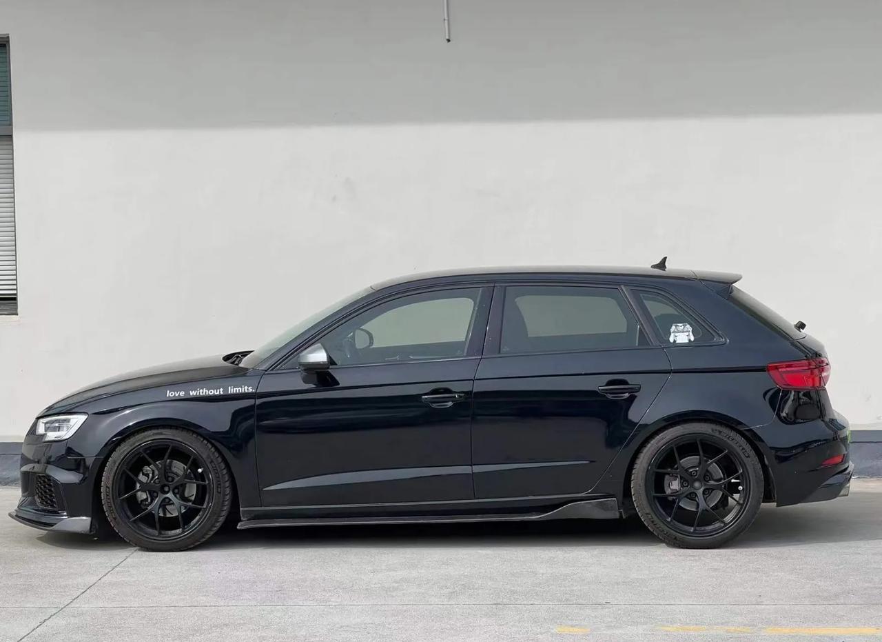 奥迪a3黑武士上牌日期:2019年6月车辆车型:轿车车