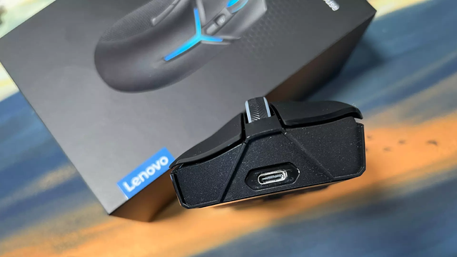 至强辅助——拯救者M7无线游戏鼠标