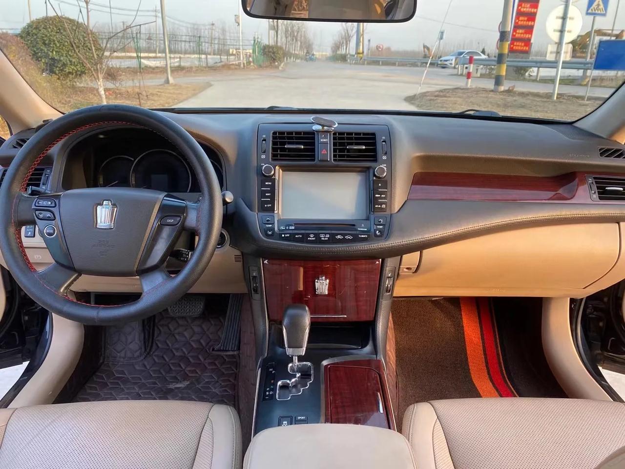 999w13年丰田皇冠15077805995