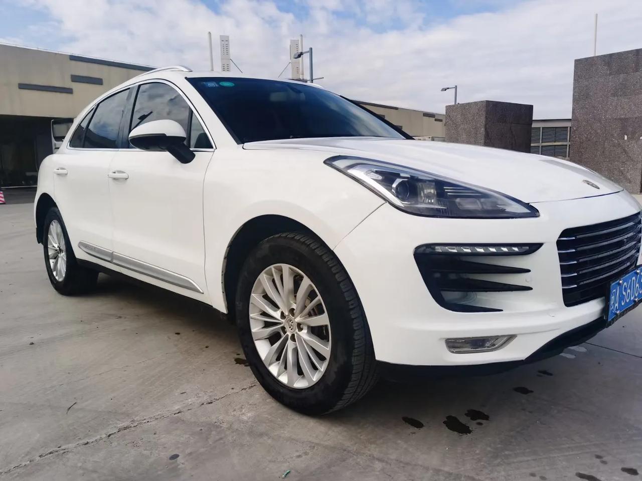 保时泰20t自动全景天窗无钥匙进入一键启动多功能方向盘电子驻车精品