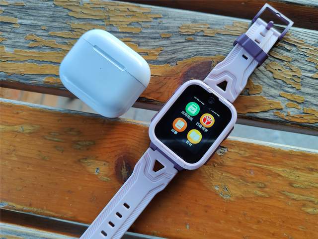 提前给孩子的六一儿童节礼物—支持微信畅聊的360儿童电话手表10X