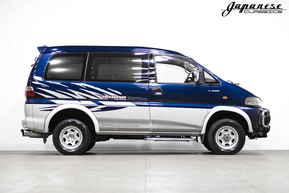 这是一台来自国外二手车网站的1996年三菱得利卡l400,外