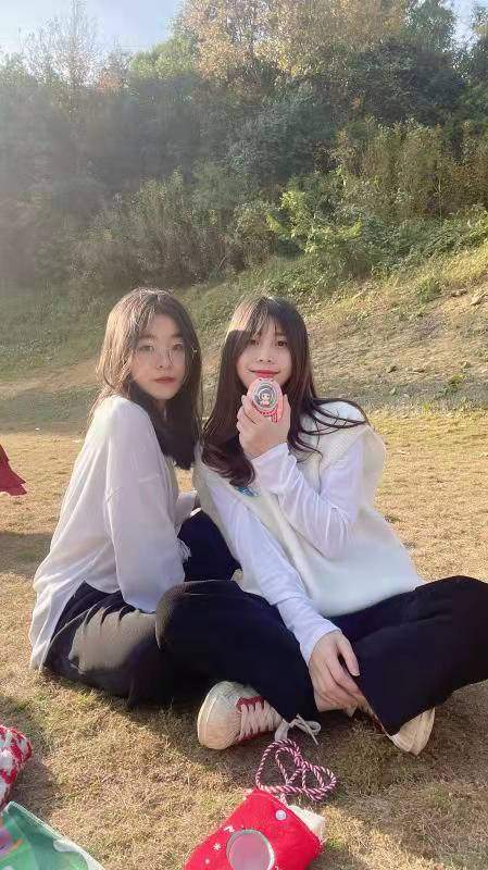 圣诞礼物选什么？黄油猫助你一臂之力，两款暖手宝任君选择