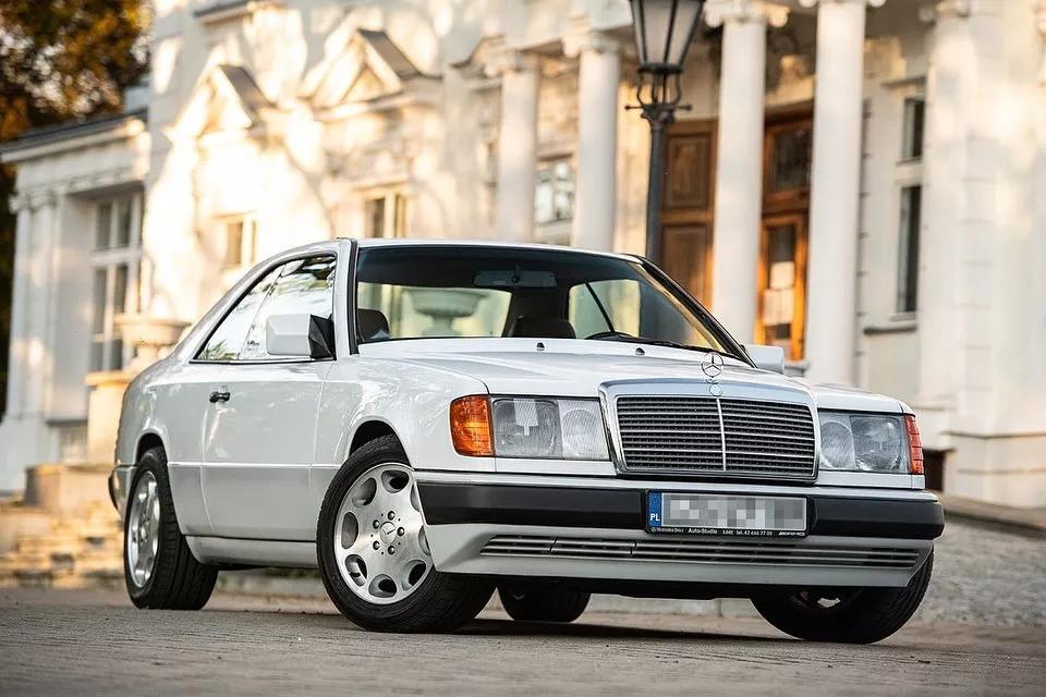 经典老车#1993年#奔驰#c124 320ce_懂车帝