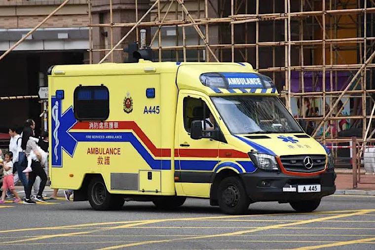 经典车欣赏～奔驰 凌特 香港 救护车 tiny sprint