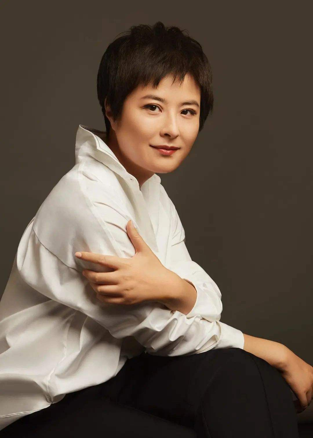 2006年徐小平套现40亿后离开新东方转型成为天使投资人后来他在央视一