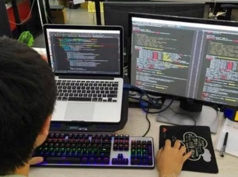 赚钱不辛苦的行业有银行吗