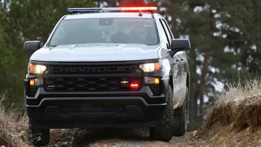 雪佛兰为美国警方提供的警用silverado皮卡正式亮相这款警车配备了z71