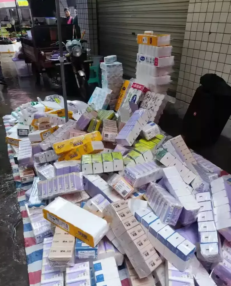 女人不偷不抢靠自己身体赚钱