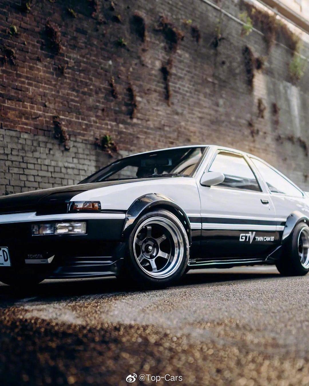 丰田ae86 trueno(ins:karaninnit