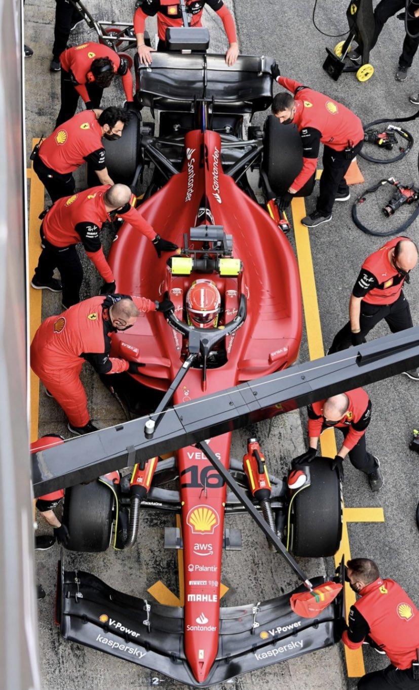 f1#今年法拉利f1-75发布的时候没有发官方俯视图,从上