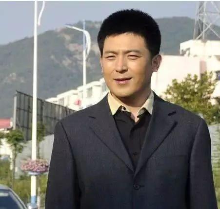孙涛妻子李莉：掌控家中经济大权，我是丈夫的小福星