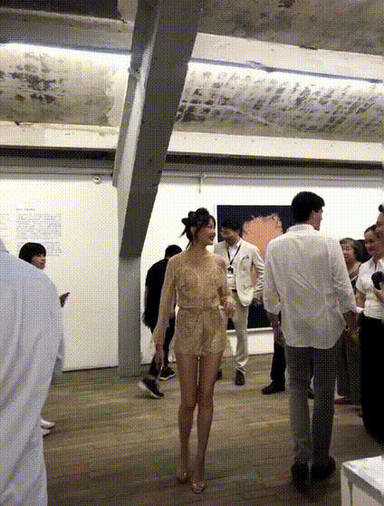 雷宛萤（雷宛萤黑照，晚晚指的是哪个呢（17岁三流网红到34岁京圈公主）