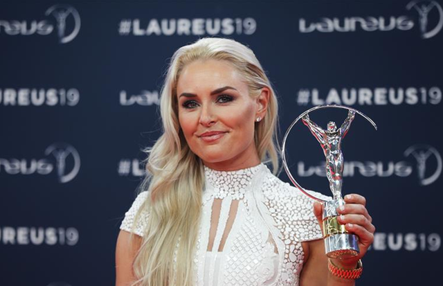 冰雪女王，冰雪女王主题曲（搞定身家超10亿的伍兹图片）