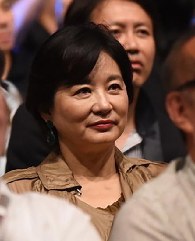 回家的诱惑歌主题曲，回家的诱惑 主题曲（有人被嘲老且垂）