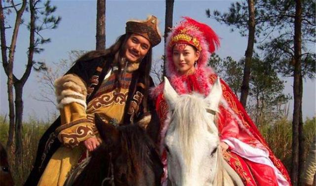 王昭君简介，董卓是怎么玩貂蝉的（历史上真实的王昭君：夫死从子）