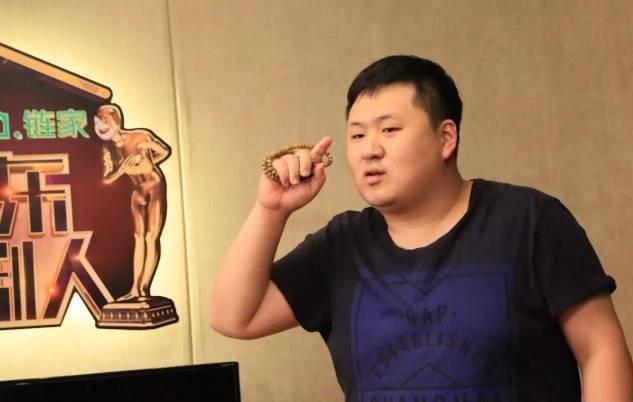 贾玲男朋友许谁呀(贾玲啥样)-天晟网