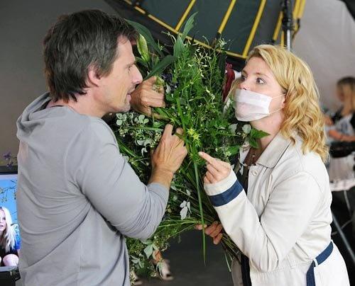 ��װ���Ӿ������ʵ�����ԢĿ(�¹�Ц��ӰϷ�������ʵۡ�����ԢĿ)