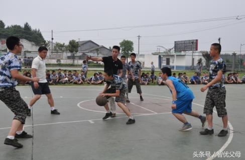 青少年网瘾戒除学校(小孩戒网瘾学校)(图6)