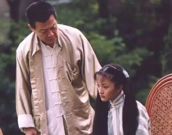 周迅饰演姨太太（没想到他演过周迅的父亲）(3)