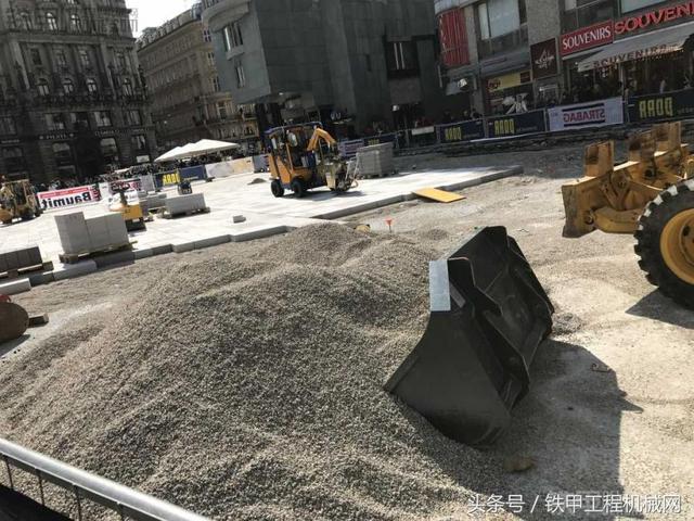 卡特挖掘机破碎机