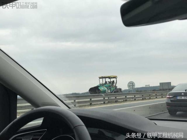 卡特挖掘机破碎机