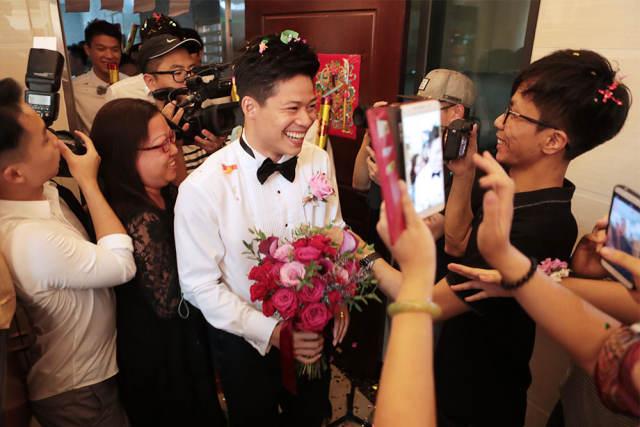 两伴郎跳舞（两伴郎跳舞完整视频）