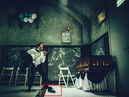 �۾���ӰϷ:Ϊ�˾ȱ����İ�����,�������ھ�(��Ա�����飬��æ������������䣬�뷽�跨����ĸ�׹�ľ������)