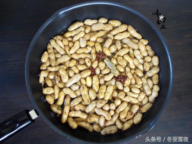 煮花生的做法