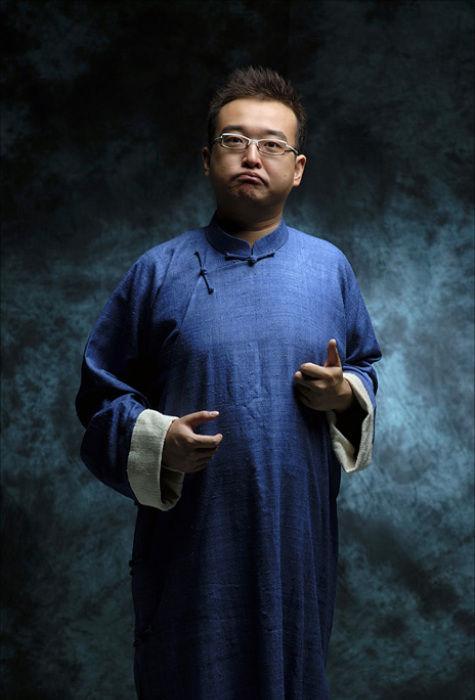 朱轶,曾是下岗相声演员,北漂五年终成央视一哥,被誉为最佳生活主持人