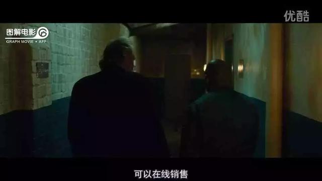 医生示范身体乳