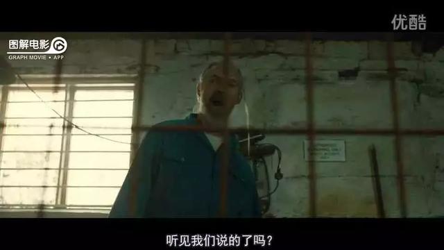 医生示范身体乳