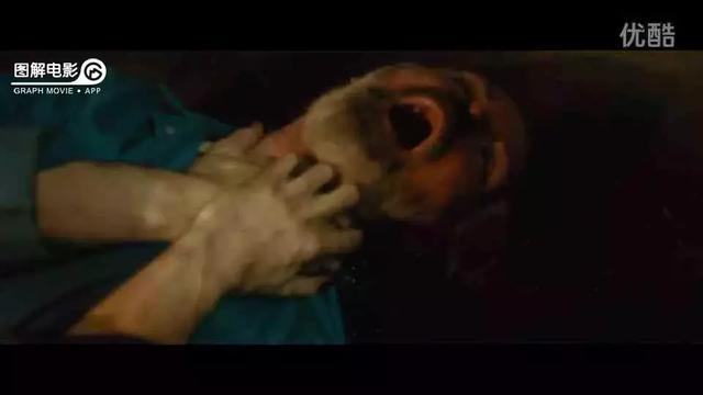 医生示范身体乳