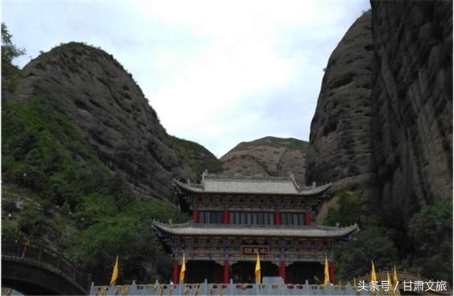 卓尼狼牙破碎机