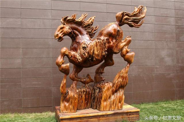 卓尼狼牙破碎机