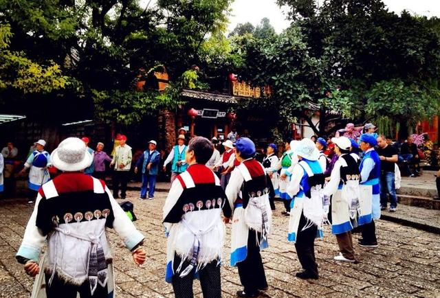 纳西打跳舞（纳西打跳舞曲）