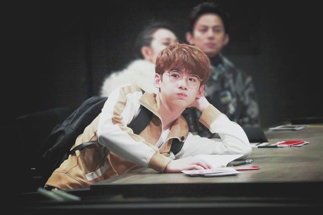 白敬亭澄清颜值cp（白敬亭整张脸分析）