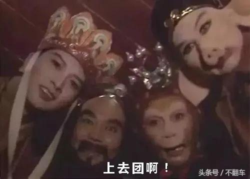 手机上怎么玩电脑游戏(手机上怎么玩电脑游戏免费的)