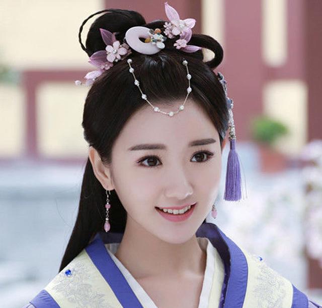 关晓彤 毛晓彤(关晓彤毛晓彤王牌对王牌)-中纳网