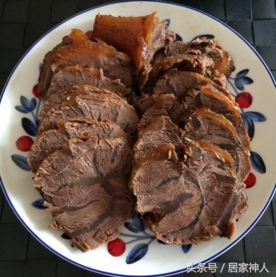 图片[1]-酱牛肉这么做才好吃，熟食店老板20年经验之谈，-起舞食谱网