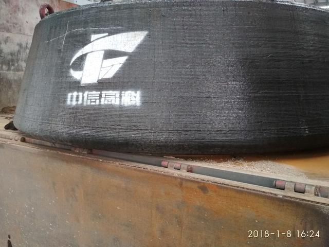 立式冲击破碎机转子堆焊